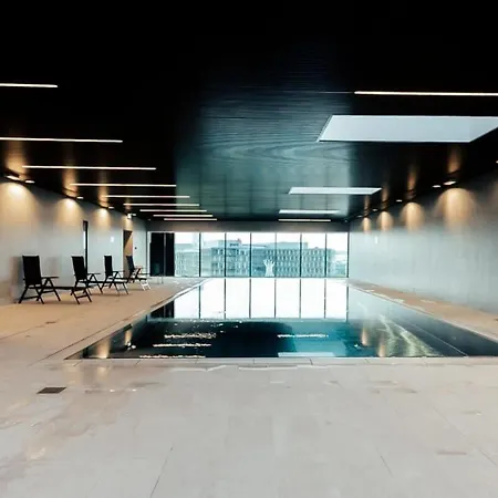 Stylish And Luxurious With Pool & Gym