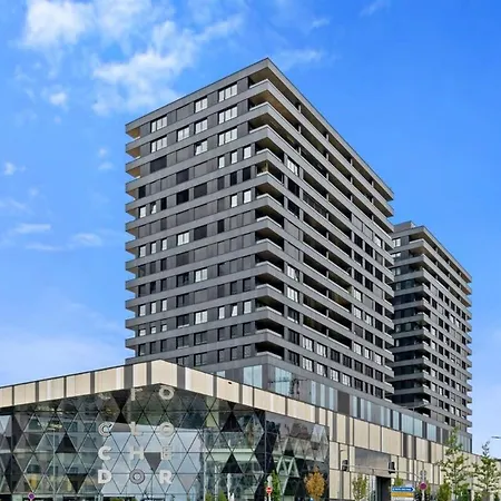 Stylish And Luxurious With Pool & Gym Appartement *
