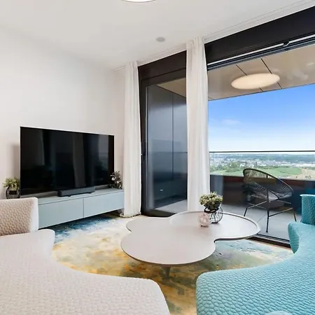 Appartement Stylish And Luxurious With Pool & Gym
