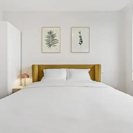 Stylish And Luxurious With Pool & Gym Apartment Luxembourg