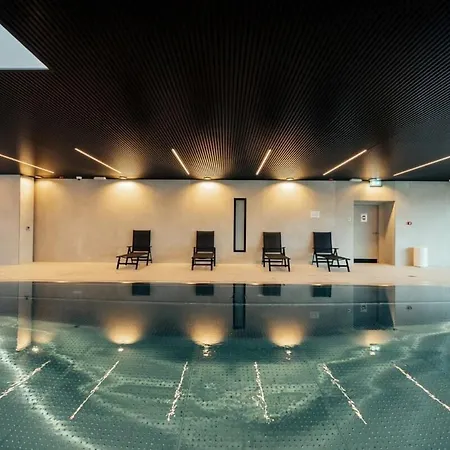 Stylish And Luxurious With Pool & Gym Luxembourg