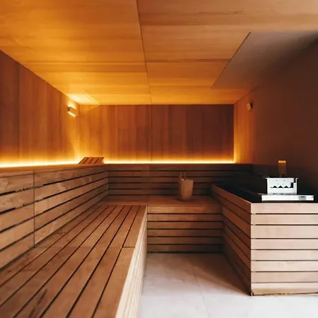 Stylish And Luxurious With Pool & Gym * Luxembourg